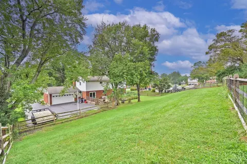 Exterior - 7892 Kimbee Dr, Cincinnati, OH 45244 photo 14 of 16