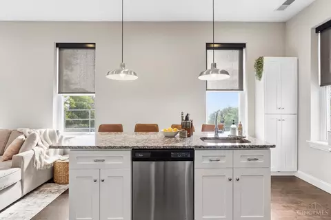 Kitchen - 2600 Hackberry St, Cincinnati, OH 45206 photo 2 of 10