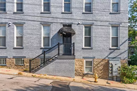 Exterior - 2600 Hackberry St, Cincinnati, OH 45206 photo 2 of 5