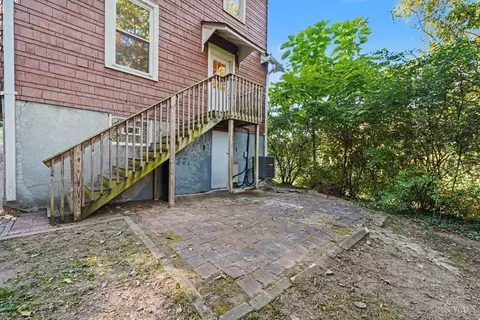 Exterior - 954 Elberon Ave, Cincinnati, OH 45205 photo 3 of 3
