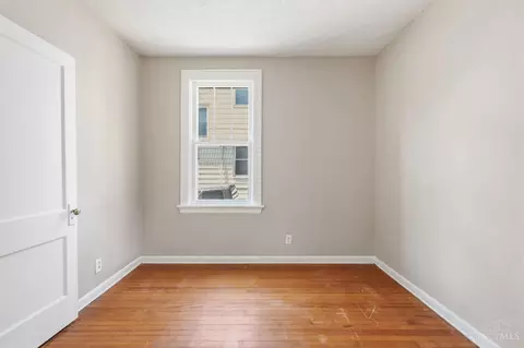 Bedroom - 4526 Clearview Ave, Cincinnati, OH 45205 photo 3 of 14