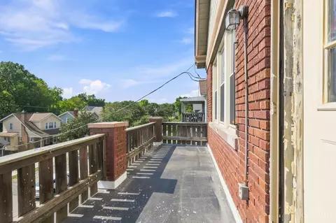 Exterior - 4526 Clearview Ave, Cincinnati, OH 45205 photo 2 of 7
