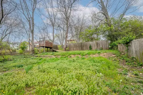 Exterior - 4526 Clearview Ave, Cincinnati, OH 45205 photo 5 of 7
