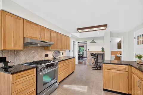 Kitchen - 7877 State Rd, Cincinnati, OH 45255 photo 4 of 4