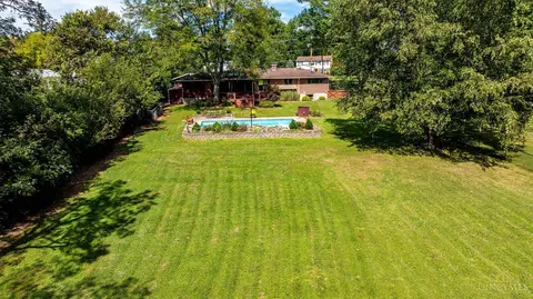 Exterior - 7877 State Rd, Cincinnati, OH 45255 photo 4 of 7