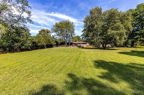 Exterior - 7877 State Rd, Cincinnati, OH 45255 photo 5 of 7