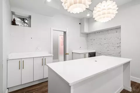 Kitchen - 16 Thirteenth St, Cincinnati, OH 45202 photo 1 of 6