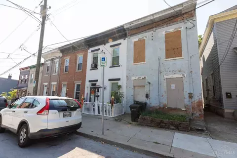 Exterior - 1575 Tremont St, Cincinnati, OH 45214 photo 2 of 4