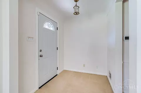 Entry Way - 6955 Carroll Ave, Cincinnati, OH 45236 photo 1 of 2