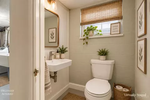 Bath - 6955 Carroll Ave, Cincinnati, OH 45236 photo 7 of 8
