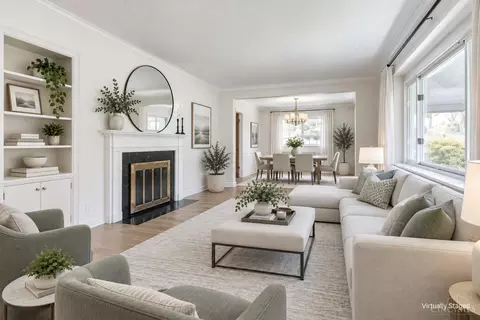 Living - 6955 Carroll Ave, Cincinnati, OH 45236 photo 4 of 8