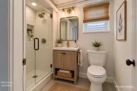 Bath - 6955 Carroll Ave, Cincinnati, OH 45236 photo 8 of 8