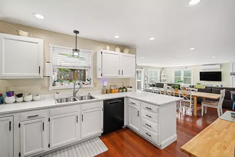 Kitchen - 693 Mockingbird Ln, Cincinnati, OH 45244 photo 1 of 3