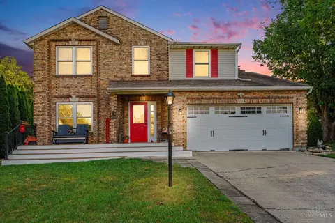 693 Mockingbird Ln, Cincinnati, OH 45244