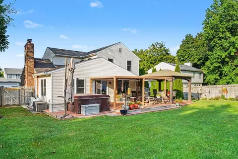 Exterior - 693 Mockingbird Ln, Cincinnati, OH 45244 photo 7 of 11