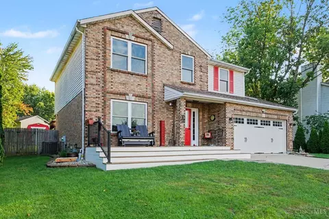 Exterior - 693 Mockingbird Ln, Cincinnati, OH 45244 photo 3 of 11
