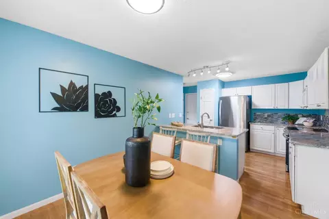 Dining - 6433 Eagleview Dr, Mason, OH 45040 photo 4 of 4