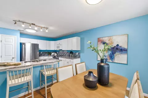 Dining - 6433 Eagleview Dr, Mason, OH 45040 photo 1 of 4
