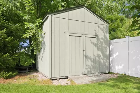 Exterior - 4570 Hunt Rd, Blue Ash, OH 45242 photo 13 of 18