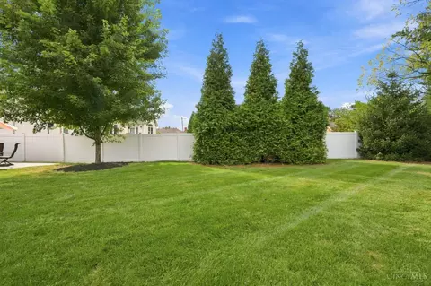 Exterior - 4570 Hunt Rd, Blue Ash, OH 45242 photo 12 of 18