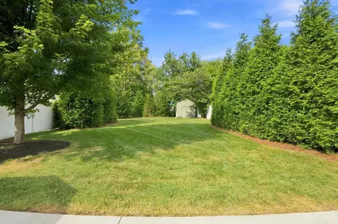 Exterior - 4570 Hunt Rd, Blue Ash, OH 45242 photo 10 of 18