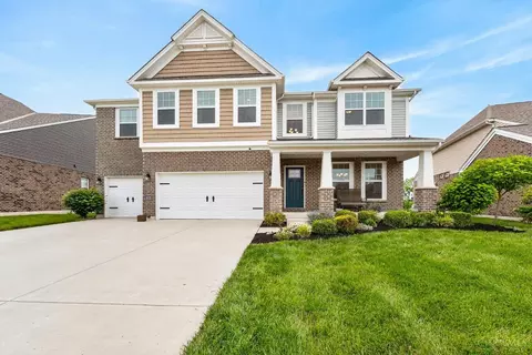 8101 Taffy Dr, West Chester, OH 45069