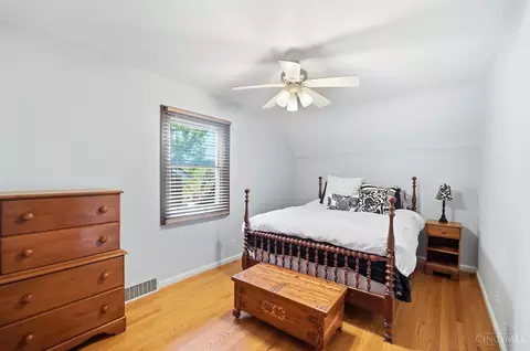 Bedroom - 2898 Temple Ave, Cincinnati, OH 45211 photo 9 of 10