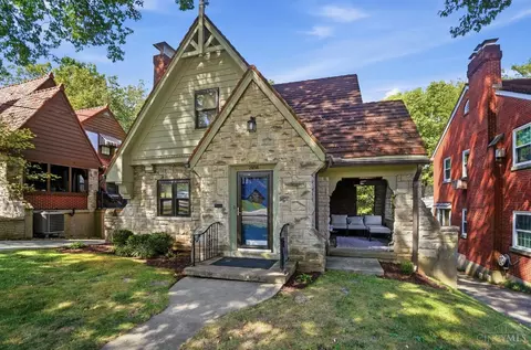 Exterior - 2898 Temple Ave, Cincinnati, OH 45211 photo 3 of 12