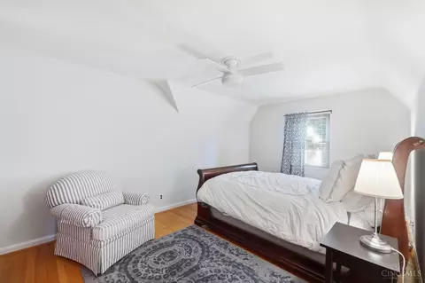 Bedroom - 2898 Temple Ave, Cincinnati, OH 45211 photo 7 of 10