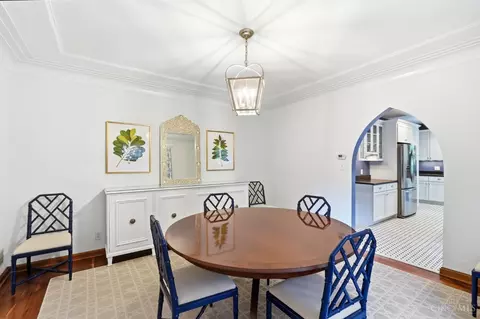 Dining - 2898 Temple Ave, Cincinnati, OH 45211 photo 3 of 3