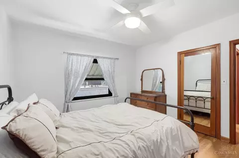 Bedroom - 2898 Temple Ave, Cincinnati, OH 45211 photo 2 of 10