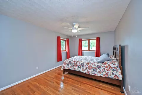 Bedroom - 1258 Immaculate Ln, Cincinnati, OH 45255 photo 5 of 7