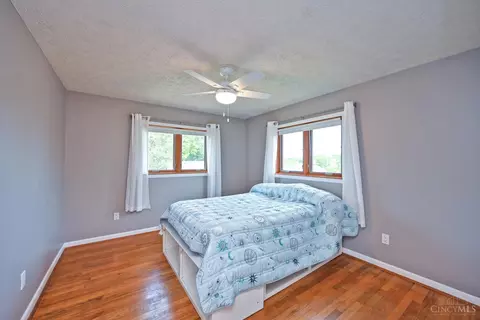 Bedroom - 1258 Immaculate Ln, Cincinnati, OH 45255 photo 3 of 7