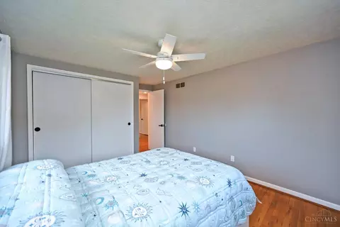 Bedroom - 1258 Immaculate Ln, Cincinnati, OH 45255 photo 4 of 7