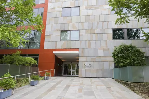 2801 Erie Ave, Cincinnati, OH 45208