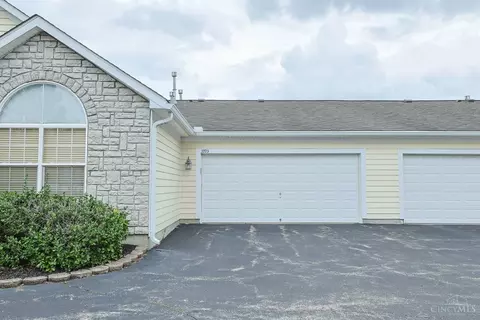 Exterior - 3393 Ravine Pl, Maineville, OH 45039 photo 2 of 3