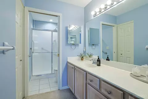 Bath - 3393 Ravine Pl, Maineville, OH 45039 photo 1 of 3