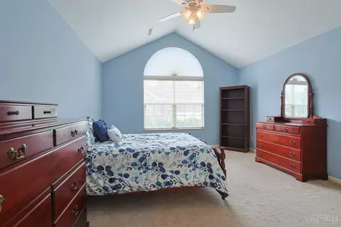 Bedroom - 3393 Ravine Pl, Maineville, OH 45039 photo 3 of 5