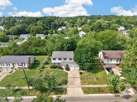 View/Area - 12145 Kenn Rd, Cincinnati, OH 45240 photo 1 of 4