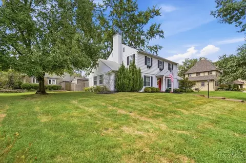 Exterior - 3837 Oak St, Mariemont, OH 45227 photo 17 of 17