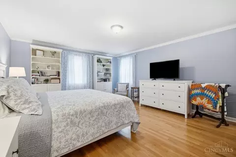 Bedroom - 3837 Oak St, Mariemont, OH 45227 photo 1 of 7