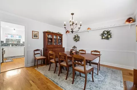 Dining - 3837 Oak St, Mariemont, OH 45227 photo 1 of 2