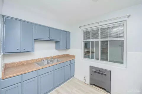 Kitchen - 7169 Reading Rd, Cincinnati, OH 45237 photo 2 of 3