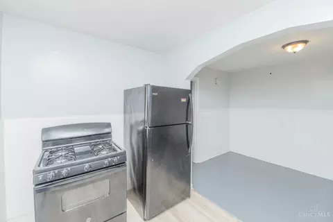 Kitchen - 7169 Reading Rd, Cincinnati, OH 45237 photo 3 of 3