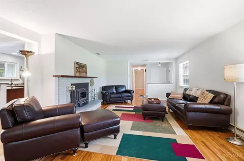 Living - 3437 Trovillo Rd, Morrow, OH 45152 photo 4 of 12