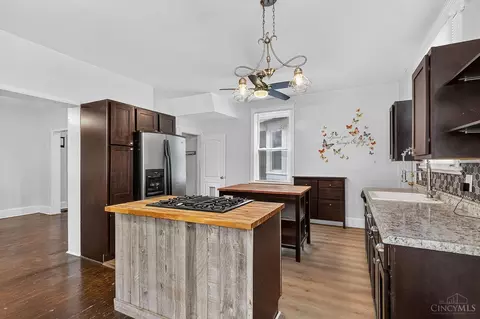 Kitchen - 723 Hand Ave, Cincinnati, OH 45232 photo 1 of 4