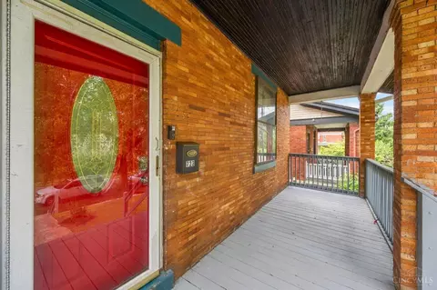 Exterior - 723 Hand Ave, Cincinnati, OH 45232 photo 5 of 9