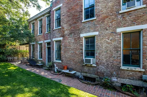 Exterior - 1316 Spring St, Cincinnati, OH 45202 photo 6 of 9