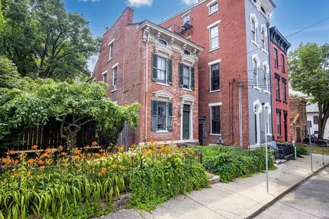 Exterior - 1316 Spring St, Cincinnati, OH 45202 photo 4 of 9