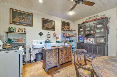 Kitchen - 1316 Spring St, Cincinnati, OH 45202 photo 2 of 2